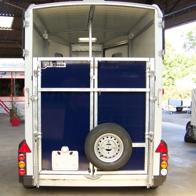 Van 2 places Ifor Williams HB506 Confort - Bleu HB506-PPT BLEU