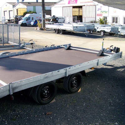 Plateau fixe / Porte-voiture HAPERT Indigo HF-2 PTAC 3500 kg
